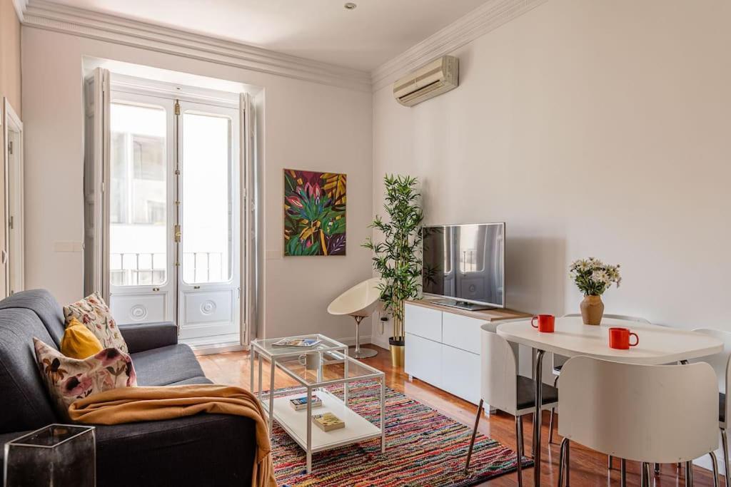 Bright Apartment In Gran Via With Balconies Inf2Iz3 Madrid Exterior photo